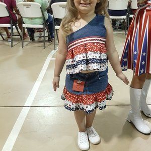 Patriotic size 6/7 OOC